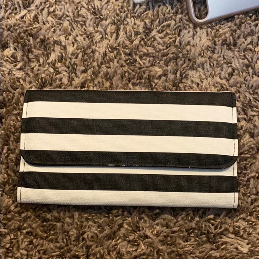 Kut From the Kloth Wallet